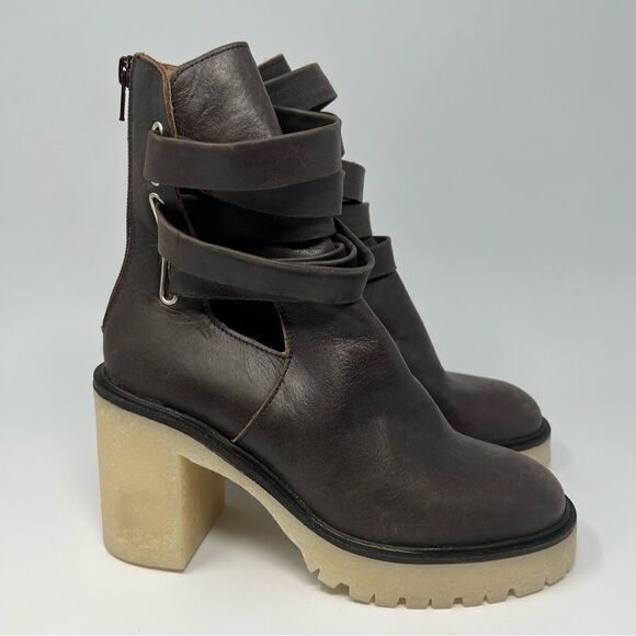 Free People Jesse Cutout Boot - Picture 3 of 11